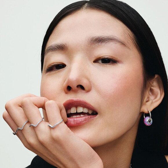 Women's Polished Wave Ring Sterling Silver Smooth Polished Surface Pavé Version - Picture 4 of 5